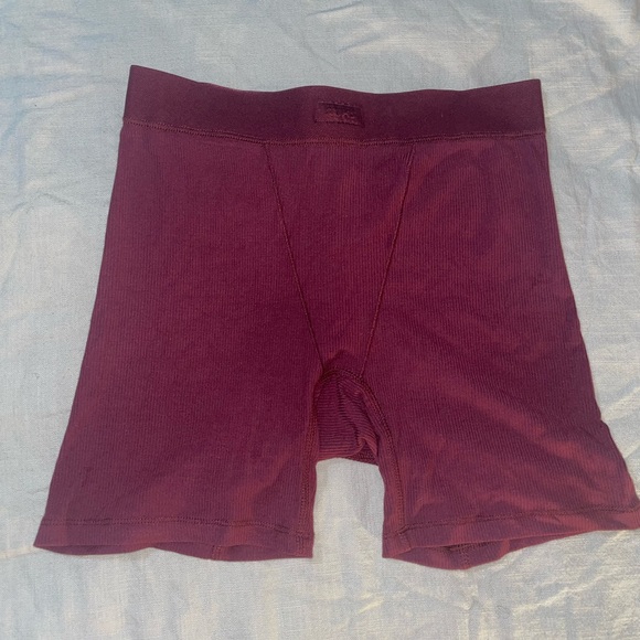 Skims Boxers - Picture 2 of 5